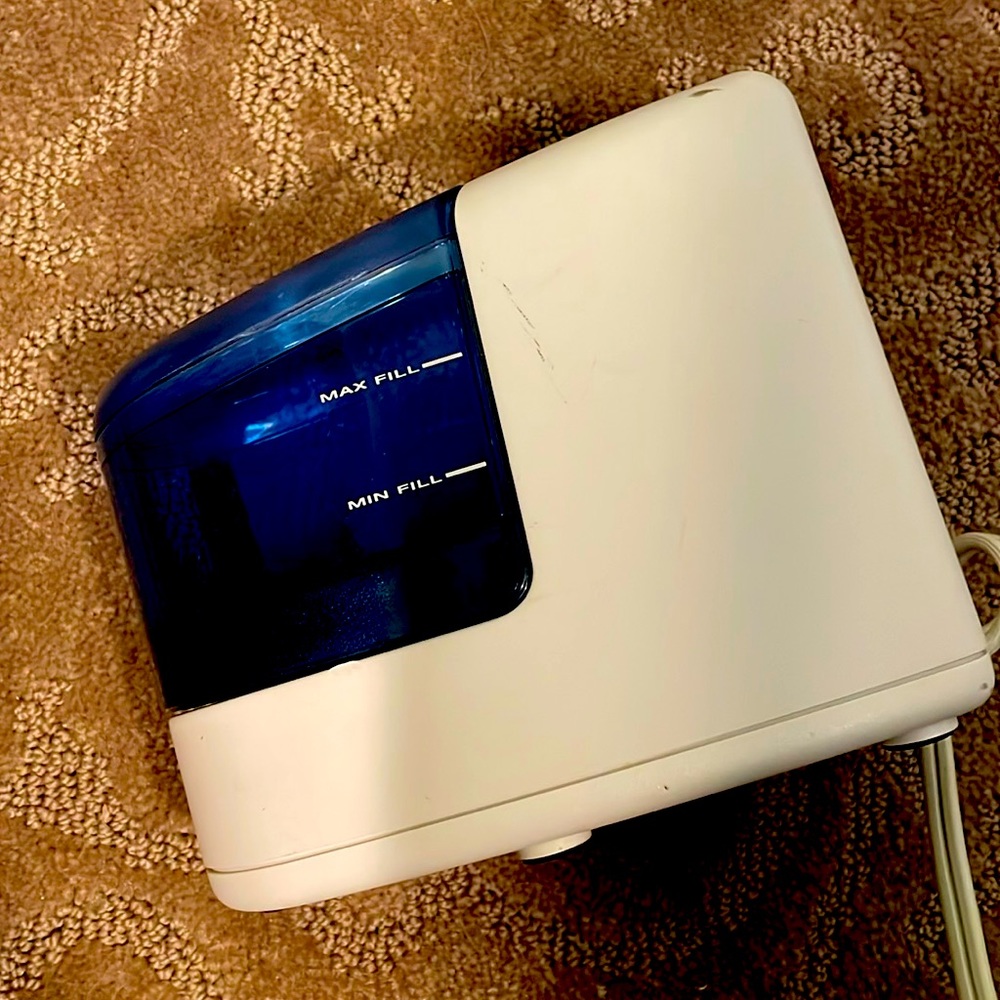 Sharper Image Design Jewelry Cleaner